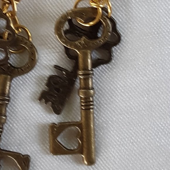 Handcrafted Pierced Sweeper Earrings Gemstone Beads Double Keys LOVE Hearts - Picture 7 of 7